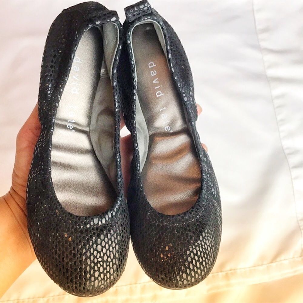 David Tate SIZE 4.5 snakeskin ballet flats…